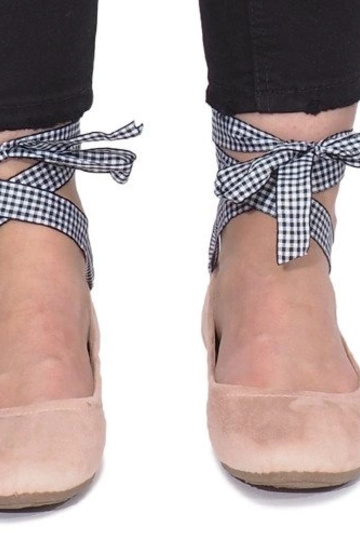 Schwarze Schuhe mit Perlen,... 2