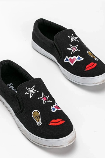 Schwarze Stoffschuhe mit Applikationen, „Anais" 2