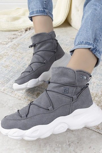 Graue stilvolle Damenwinterstiefel, „Big Star"