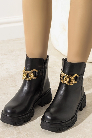 Schwarze Winterstiefeletten...