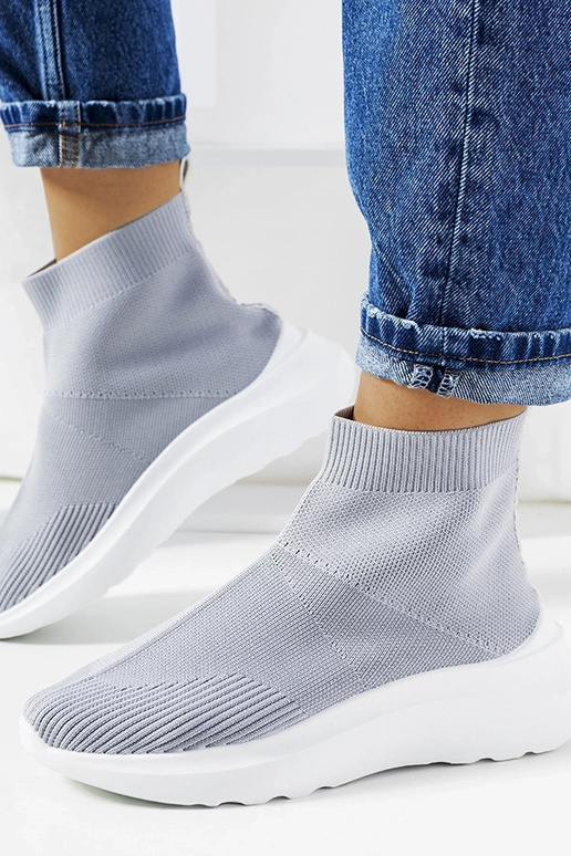 Graue High-Top-Sneakers von Jennifer's Graue High-Top-Sneakers von Jennifer's