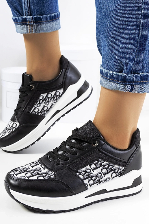 Schwarze Sportschuhe Sneaker mit... Schwarze Sportschuhe Sneaker mit...