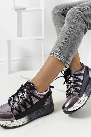 Ballard Sneaker in...