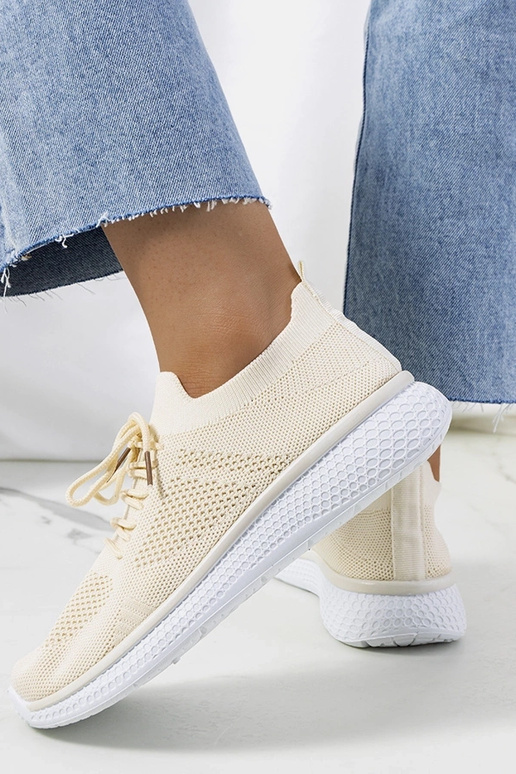 Beige Sport-Sneakers von Michael's Beige Sport-Sneakers von Michael's