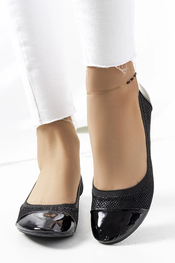 Schwarze Damenballerinas...