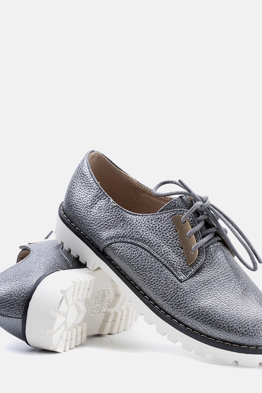 Grau glänzende Kinderschuhe Runa Grau glänzende Kinderschuhe Runa