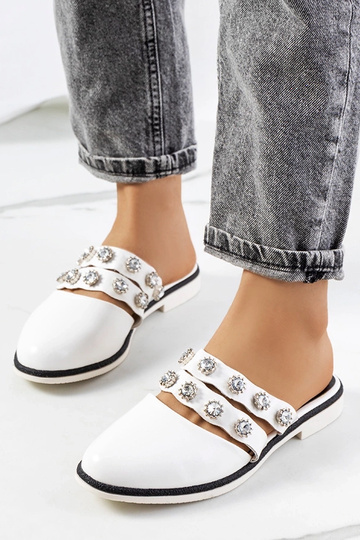 Weiße Flip-Flops mit Nieten Asselt