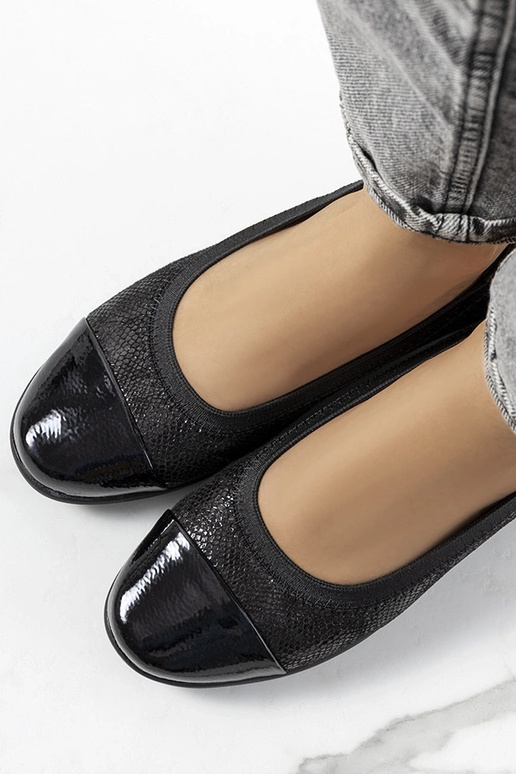 Schwarze Schuhe, „Mercer"