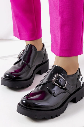 Schwarze Linsenschuhe