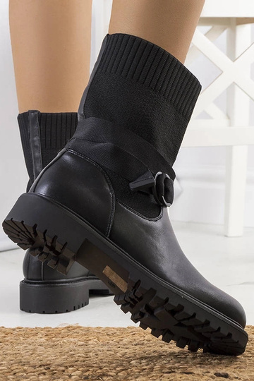 Schwarze Stiefel mit... 2