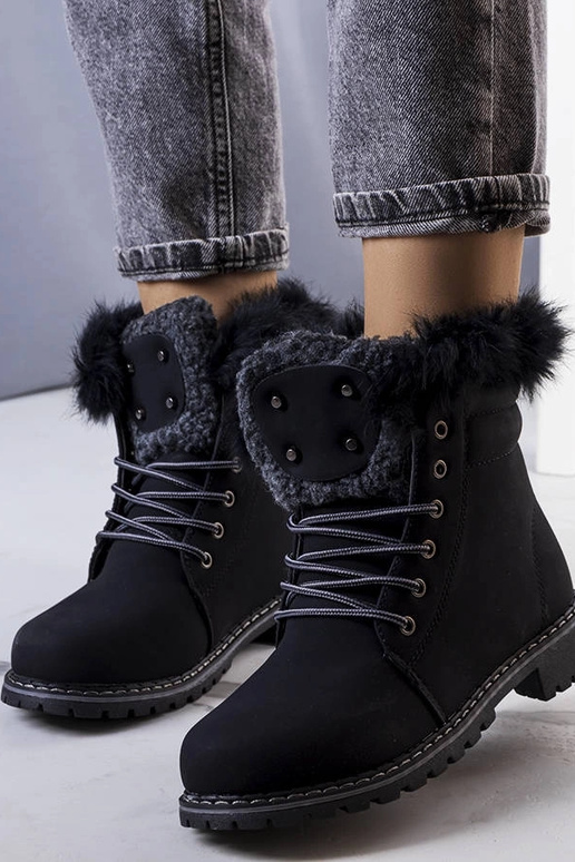 Schwarze Winterstiefel mit Fell,...