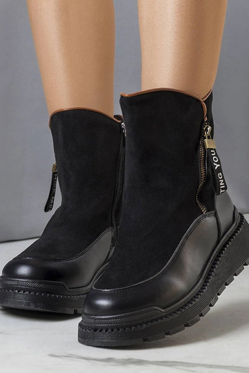Schwarze Winterstiefel mit...