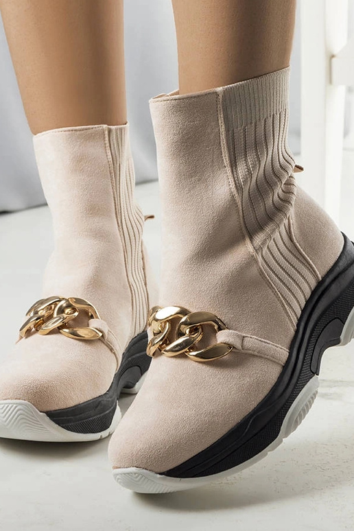 Beige, isolierte Ulster-Stiefeletten...