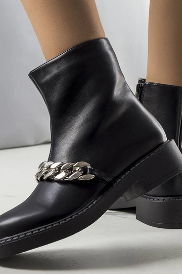 Schwarze Winterstiefel,... 2
