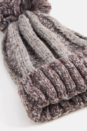 Braune Cormil-Pomponmütze 2