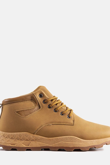 Braune isolierte Stiefel...