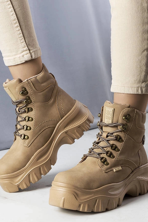 Sandfarbene Wanderschuhe, „Big Star...