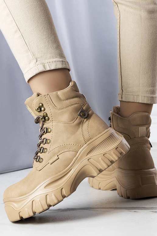 Sandfarbene Wanderschuhe, „Big Star...