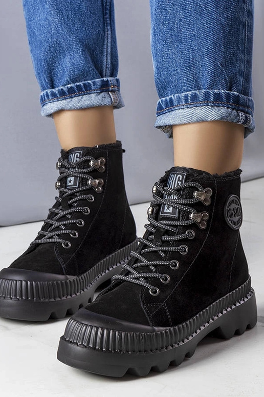 Schwarze isolierte Stiefeletten Big...