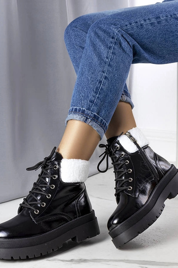 Schwarze Winterstiefel mit... 2