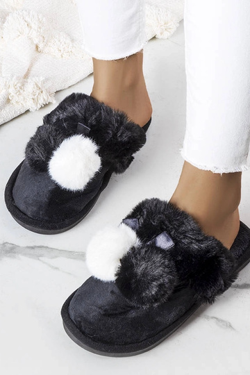 Schwarze Hausschuhe mit Haube