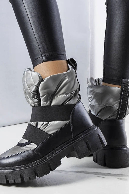 Graue isolierte Schlupfstiefel...