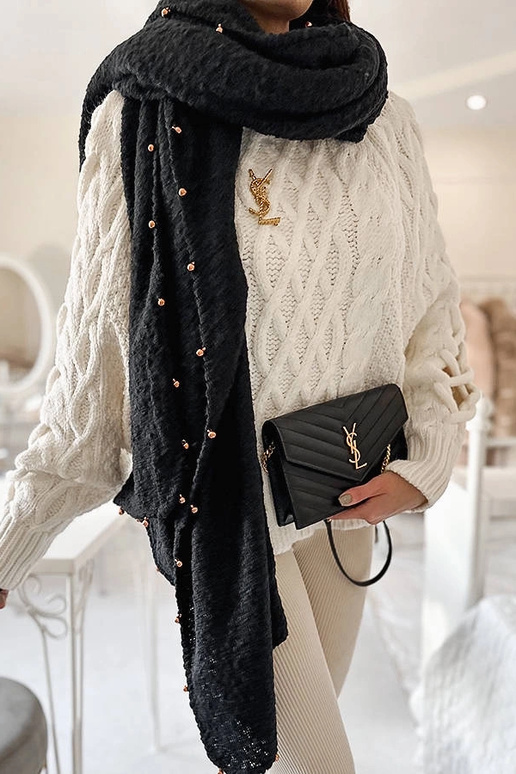 Yvonne – Schwarzer Perlenschal Yvonne – Schwarzer Perlenschal