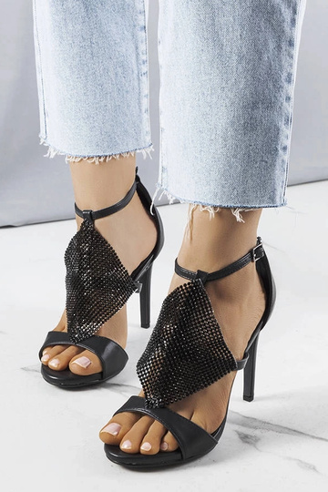 Schwarze elegante High Heel...