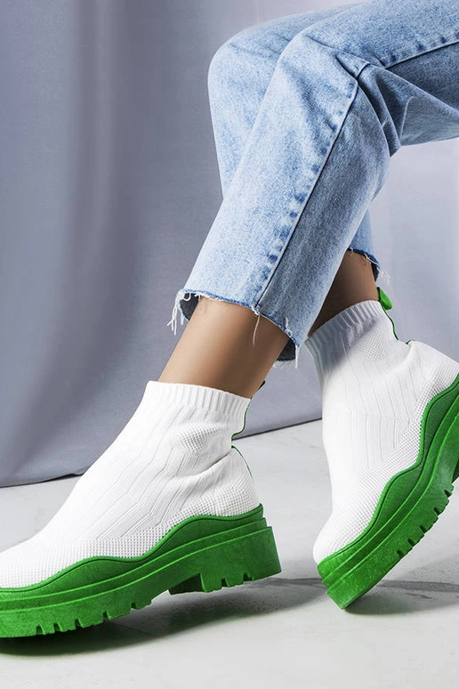 Weiße Stiefel mit grüner Plattform,...