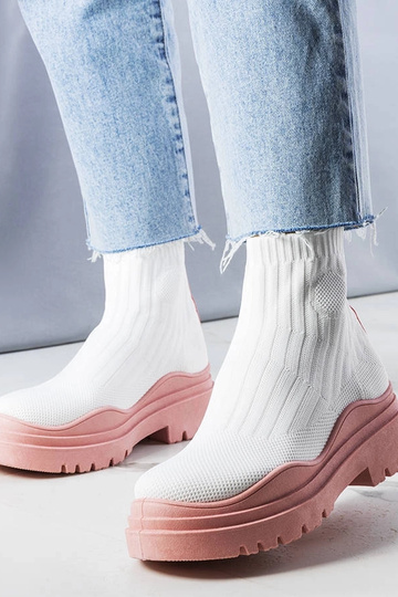 Weiße Stiefel mit rosa...