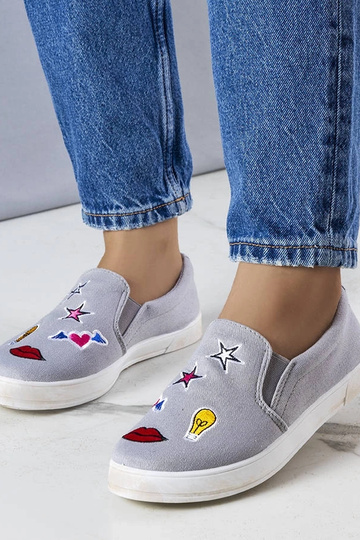 Graue Stoff-Sneaker mit...