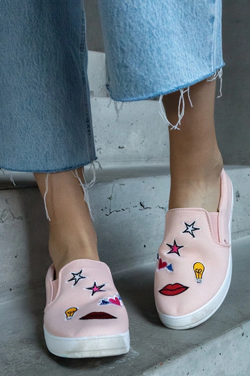 Rosa Stoff-Sneaker mit...