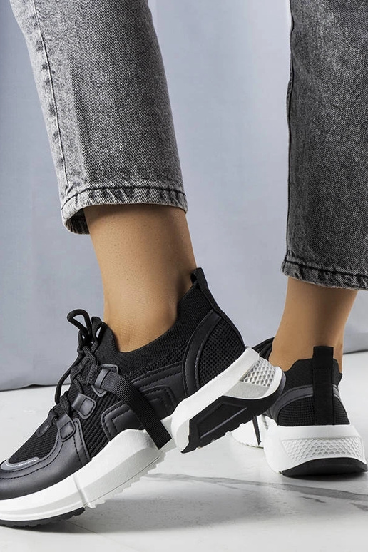 Schwarze Socken-Sneakers „Peggy“ Schwarze Socken-Sneakers „Peggy“