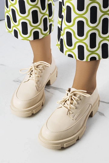 Beige Schuhe mit massiver Sohle Kay 2