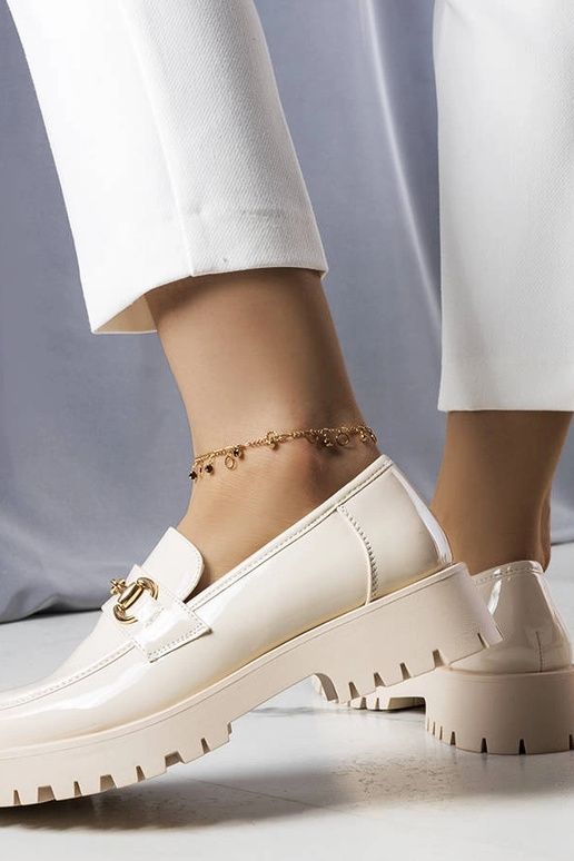 Beige Simard-Schuhe aus Lackleder Beige Simard-Schuhe aus Lackleder