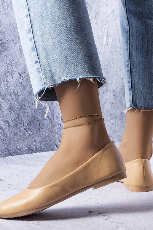 Beige Ballerinas mit Lederinnensohle... Beige Ballerinas mit Lederinnensohle...