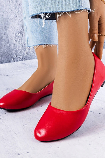 Rote klassische Ballerinas...
