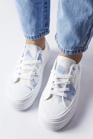 Weiße und blaue Turnschuhe... 2