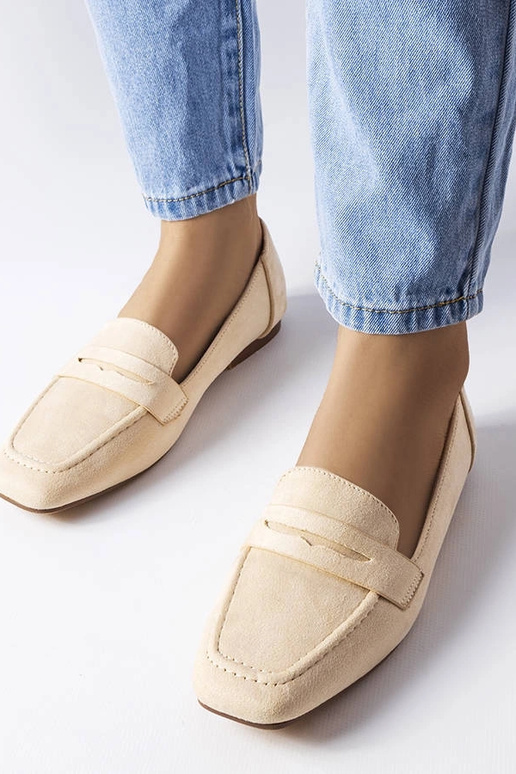 Sandfarbene Kunstvelours-Balletschuhe...