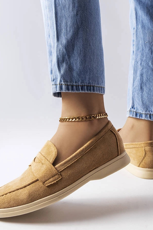 Sandfarbene Kunstvelours-Balletschuhe...