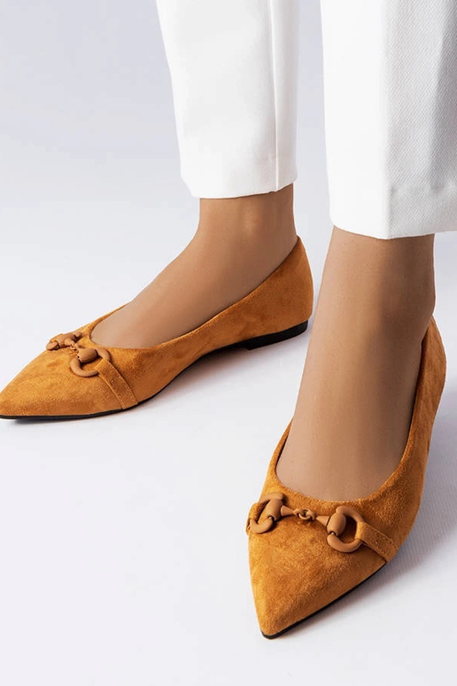 Braune Ballerinas mit spitzer Spitze...