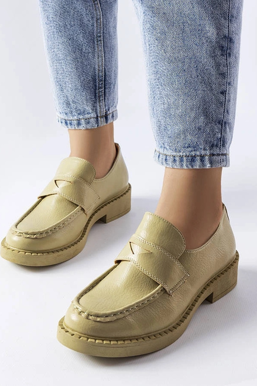 Grüne elegante Leder-Loafer mit... Grüne elegante Leder-Loafer mit...