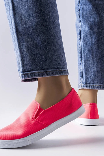 Slip-On-Sneakers... 2