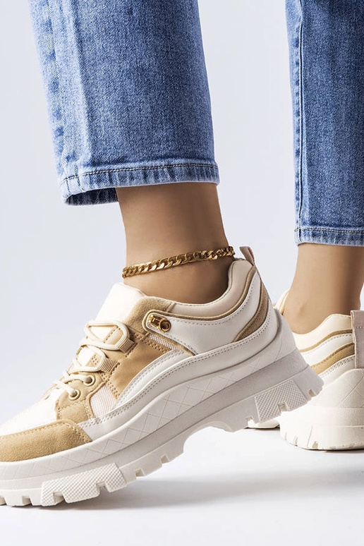 Braune Sportschuhe mit gemusterter...