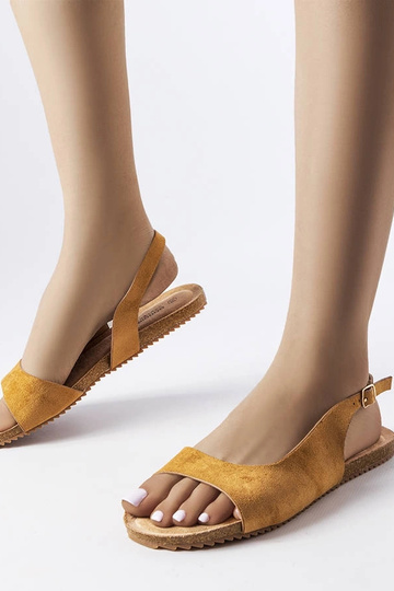 Braune flache Sandalen...