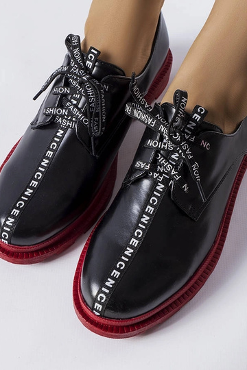 Schwarze Stiefeletten mit kontrastierender Sohle Hanifan 2