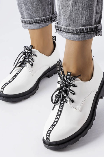 Weiße Stiefeletten mit kontrastierender Sohle Hanifan