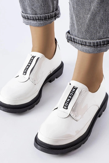 Weiße Legget-Schuhe aus...