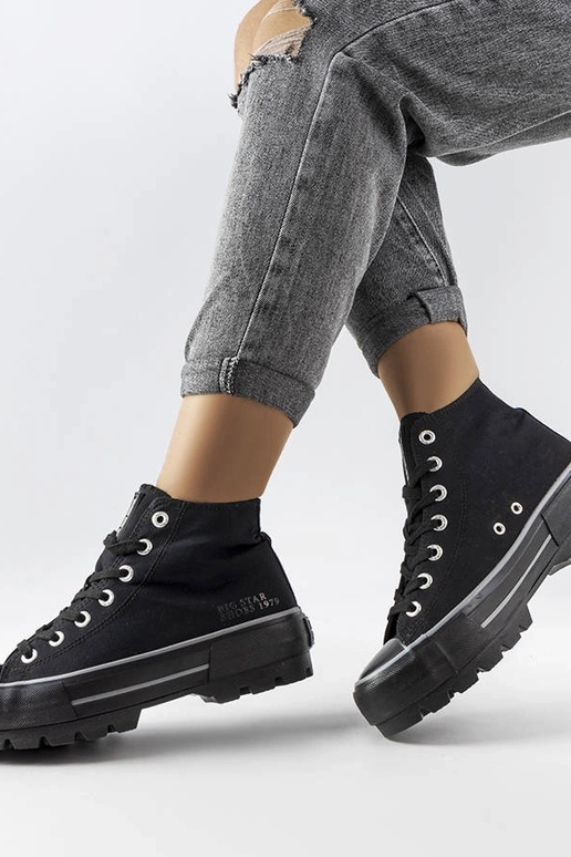 Schwarze High-Top-Sneakers „Big Star“... Schwarze High-Top-Sneakers „Big Star“...