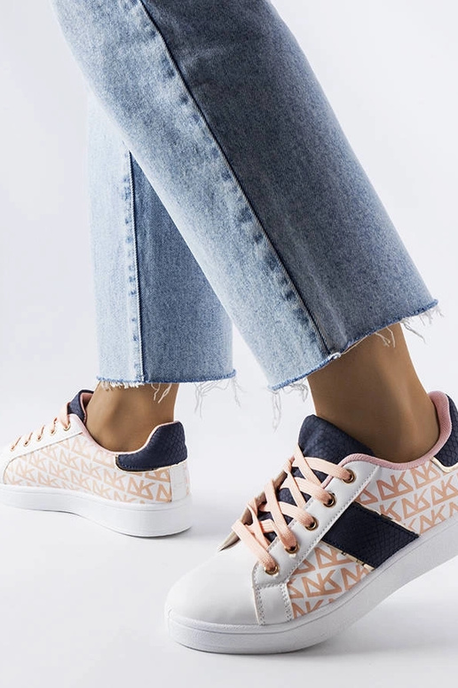 Weiße Sneakers mit bunten Einsätzen... Weiße Sneakers mit bunten Einsätzen...